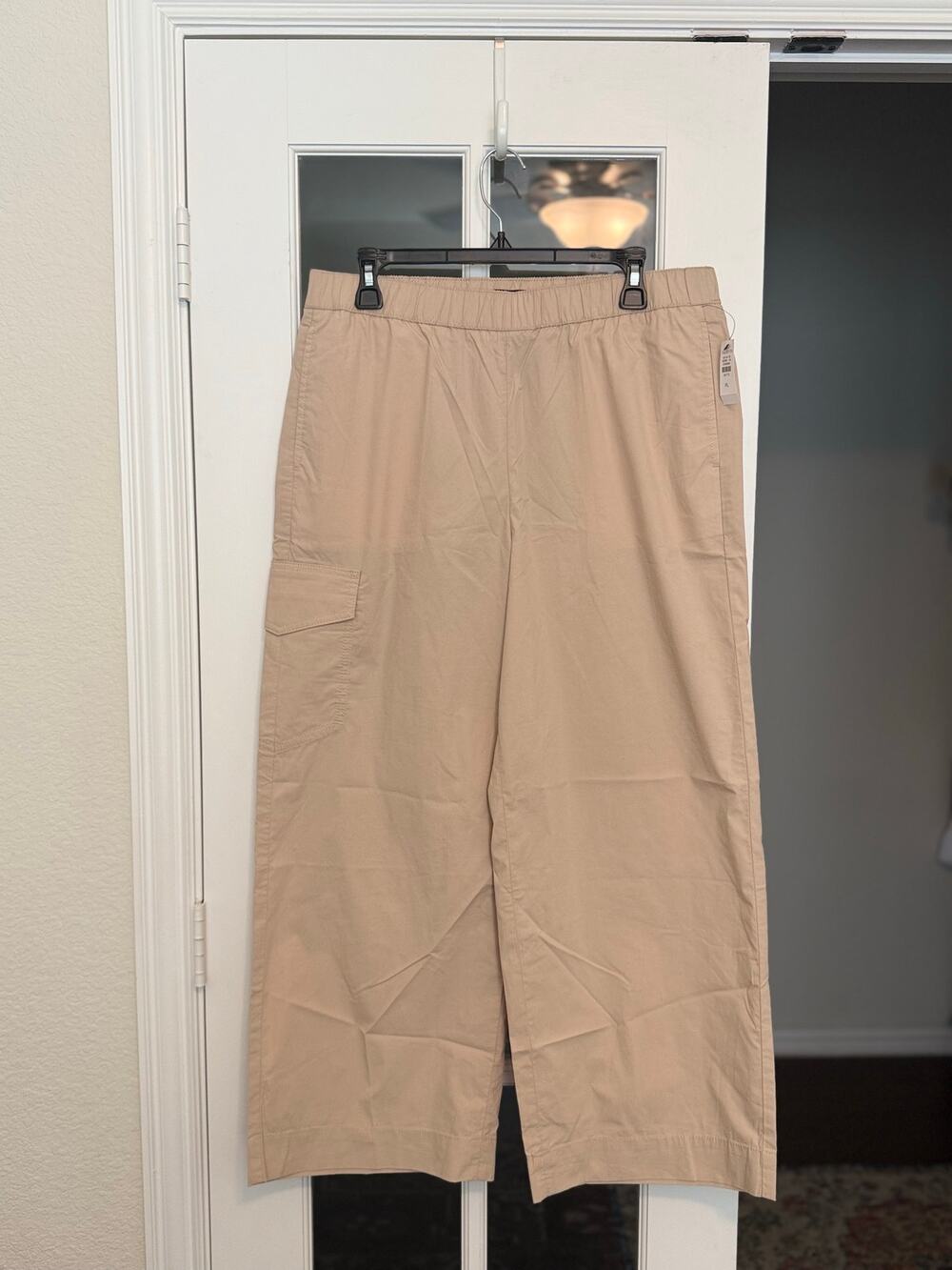 NWT Talbots Petite Large Pull-On Cargo Crop Pants Khaki Wide Leg Stretch LP